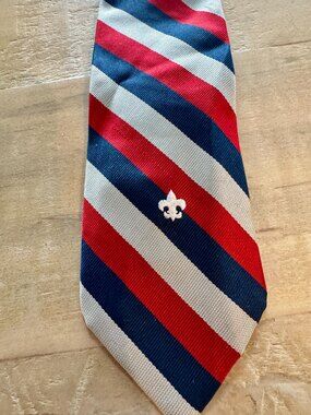 Boy Scouts of America BSA Supply Division Striped Necktie Fleur De Lis Red White